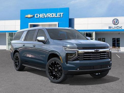 New 2026 Chevrolet Suburban Premier image 39