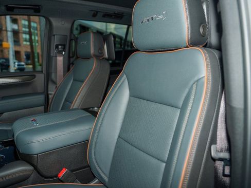 Used 2026 GMC Yukon AT4 w/ AT4 Premium Plus Package AWD/4WD image 11