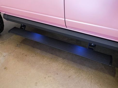 Used 2025 Ford Bronco Heritage Edition image 9