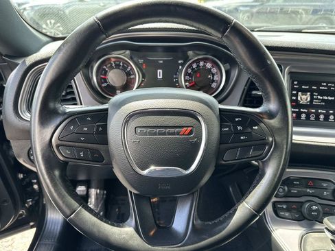Used 2023 Dodge Challenger GT RWD image 19