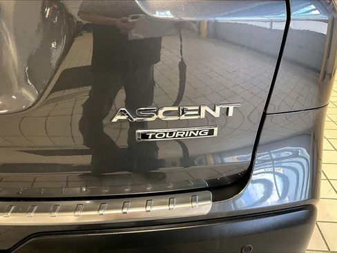 Used 2024 Subaru Ascent Touring AWD/4WD image 9