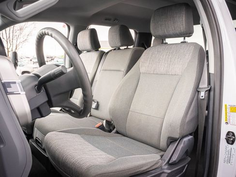 Used 2024 Ford F250 XLT w/ FX4 Off-Road Package image 12