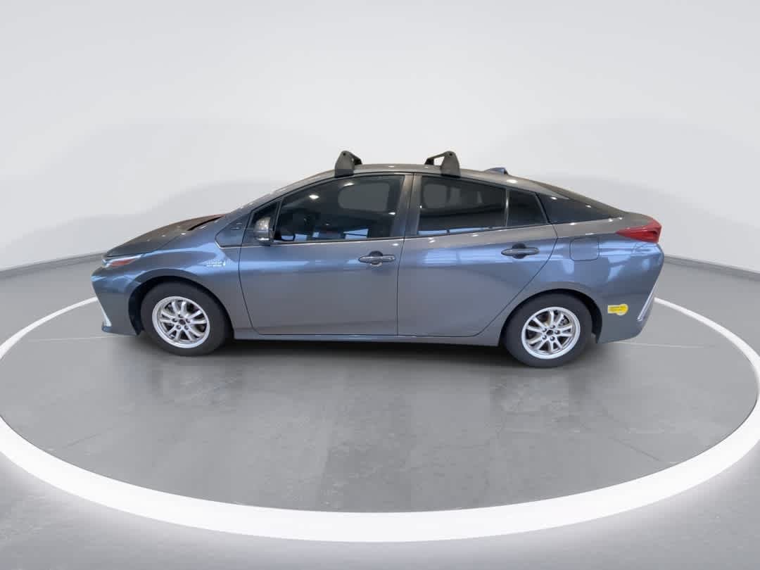 Used 2022 Toyota Prius Prime XLE FWD image 5