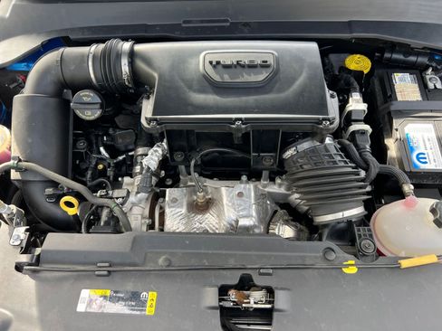 Used 2025 Jeep Compass Limited image 28