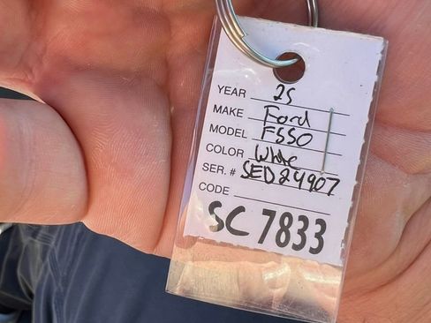 New 2025 Ford F550 4x4 Supercab Super Duty image 32