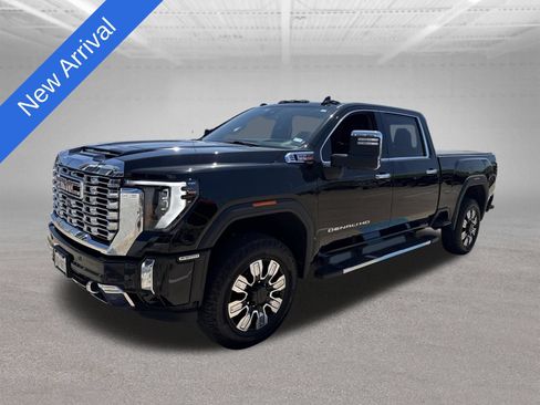Used 2024 GMC Sierra 2500 Denali w/ Denali Reserve Package AWD/4WD image 1