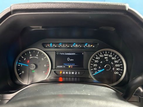 Used 2017 Ford F150 XLT w/ XTR Package image 25