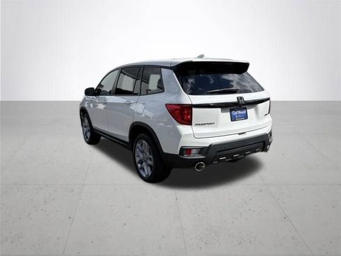 Used 2024 Honda Passport EX-L image 8