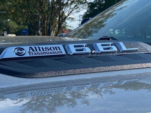 Used 2024 Chevrolet Silverado 2500 LT image 19