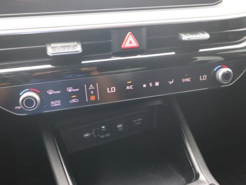Used 2025 Kia K5 LXS FWD image 19