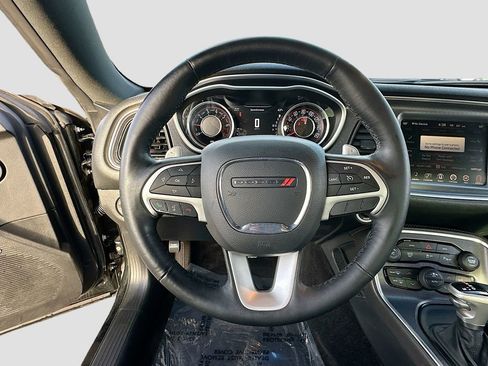 Used 2015 Dodge Challenger SXT Plus w/ Sound Group II image 11