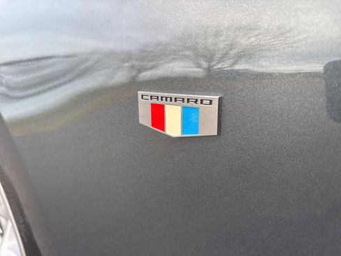 Used 2017 Chevrolet Camaro SS image 11