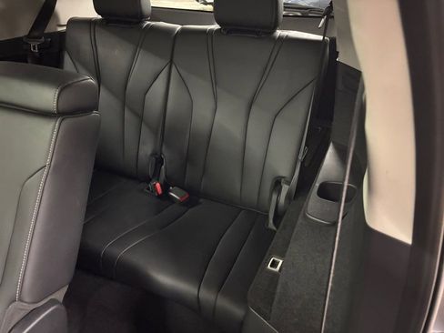 Used 2022 Acura MDX SH-AWD w/ Technology Package image 15