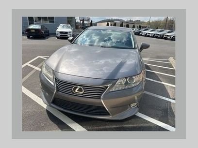 Used 2014 Lexus ES 350 w/ Luxury Package