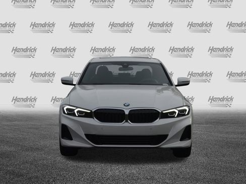 Certified 2025 BMW 330i xDrive Sedan w/ Convenience Package AWD/4WD image 5