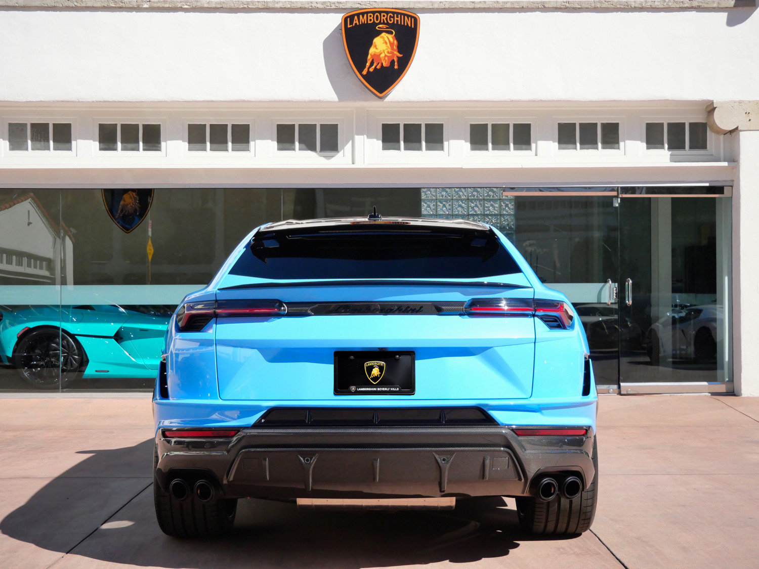 Used 2024 Lamborghini Urus Performante AWD/4WD image 4