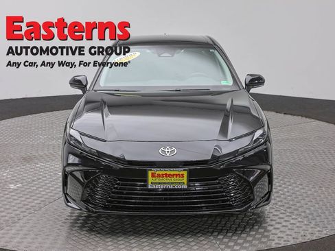 Used 2025 Toyota Camry LE FWD image 2