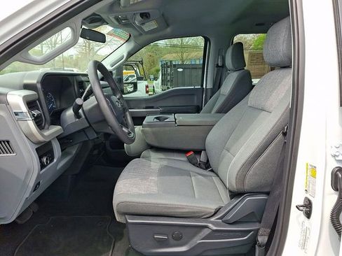 Used 2025 Ford F250 XLT AWD/4WD image 16