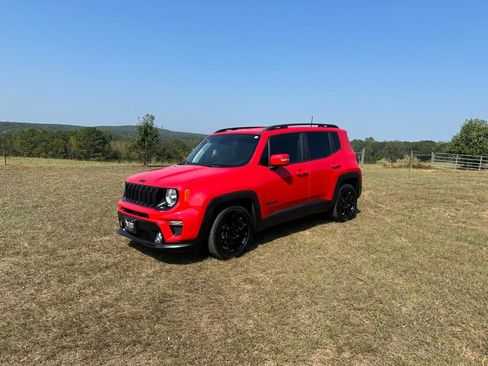 Used 2020 Jeep Renegade Altitude image 1