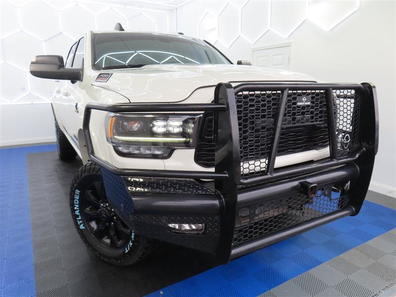 Used 2022 RAM 2500 Limited w/ Night Edition AWD/4WD image 2