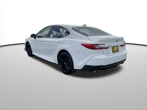 New 2026 Toyota Camry SE w/ Convenience Package image 6