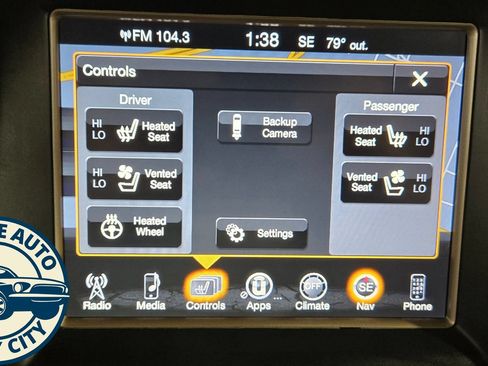 Used 2017 Jeep Grand Cherokee Overland AWD/4WD image 17