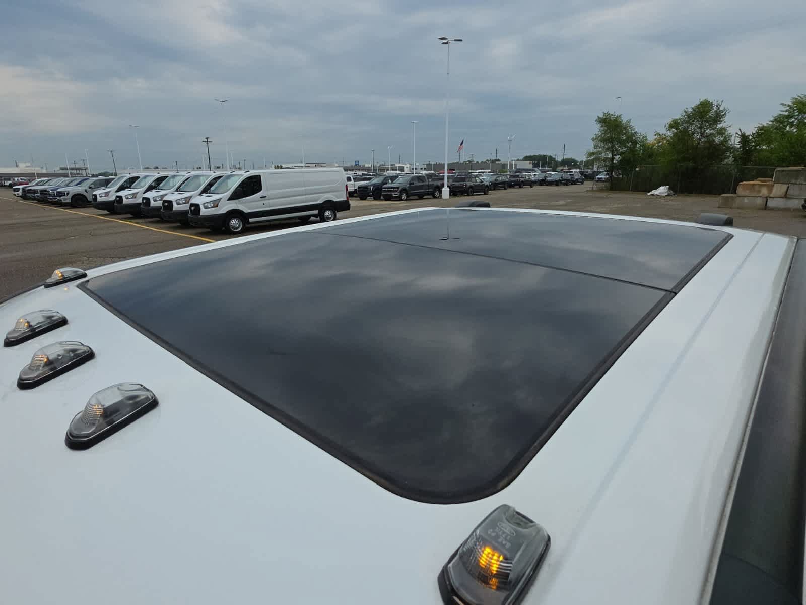 Used 2022 Ford F350 Lariat w/ Lariat Ultimate Package AWD/4WD image 18