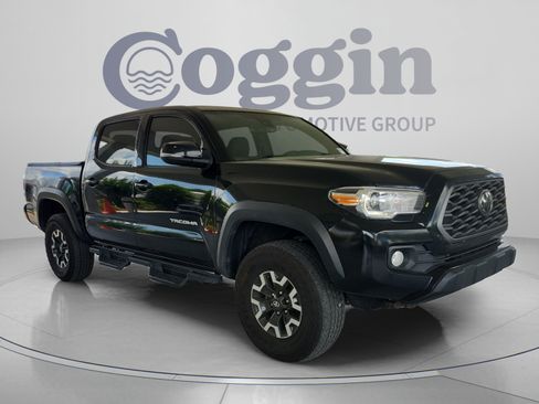 Used 2022 Toyota Tacoma TRD Off-Road w/ Technology Package RWD image 7
