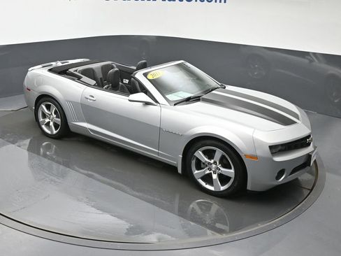 Used 2011 Chevrolet Camaro LT image 3