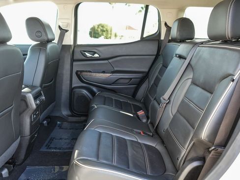 Used 2023 GMC Acadia Denali image 19