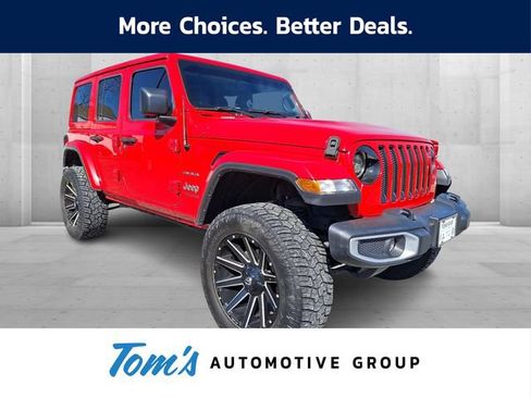 Used 2019 Jeep Wrangler Unlimited Sahara w/ Uconnect 4C Nav & Sound Group AWD/4WD image 1