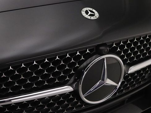 Certified 2025 Mercedes-Benz C 300 Sedan image 29