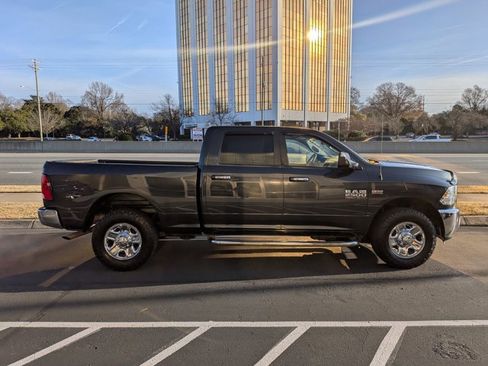 Used 2015 RAM 2500 SLT image 4