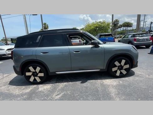 Certified 2025 MINI Cooper Countryman S w/ Comfort Package Max image 30