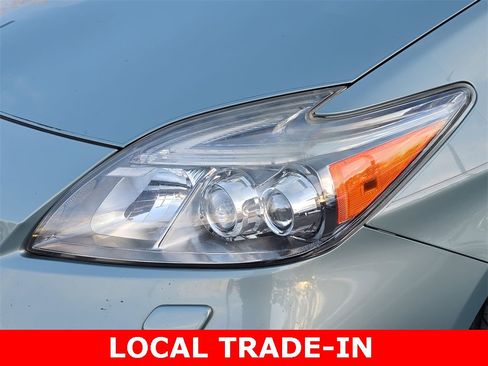 Used 2015 Toyota Prius Four image 30