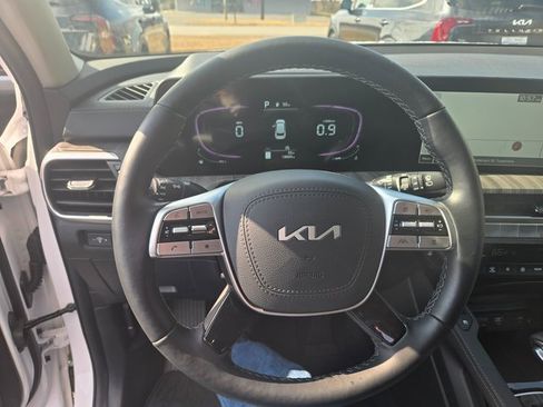 Used 2025 Kia Telluride EX X-Line image 17