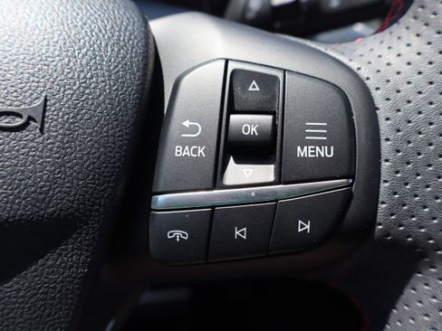 Used 2024 Ford Escape ST-Line w/ Tech Pack #1 AWD/4WD image 17