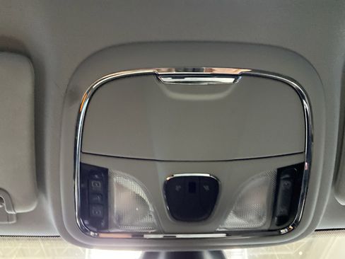 Certified 2019 Jeep Cherokee Limited image 25