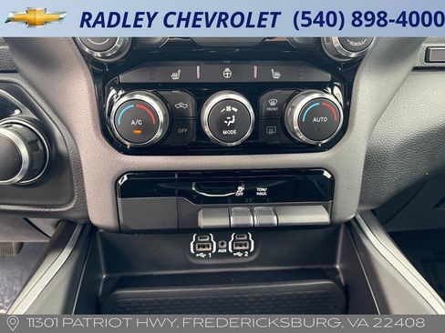 Used 2023 RAM 1500 Big Horn AWD/4WD image 19