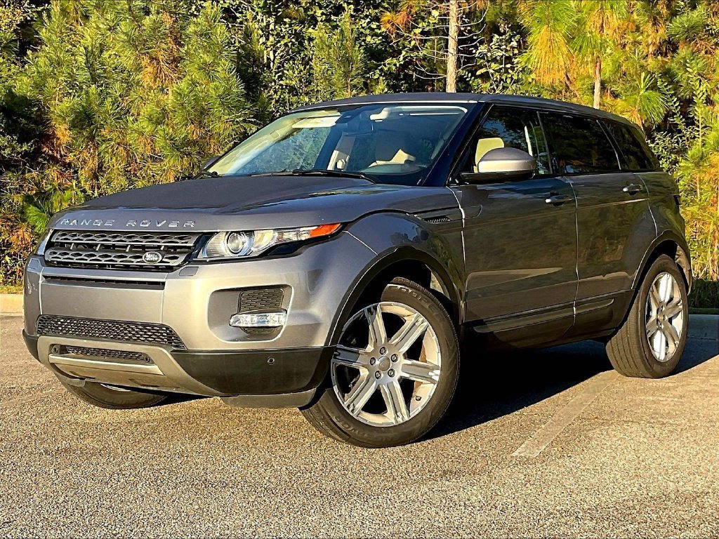 Used 2015 Land Rover Range Rover Evoque Pure Plus AWD/4WD image 2