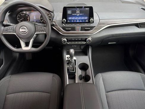 New 2026 Nissan Altima 2.5 SV FWD image 14