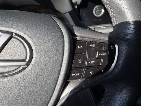 Used 2023 Lexus ES 350 F Sport w/ Accessory Package (Z2) FWD image 19