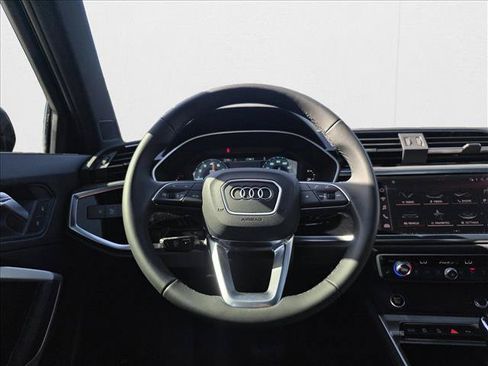 New 2025 Audi Q3 2.0T Premium w/ Convenience Package AWD/4WD image 20
