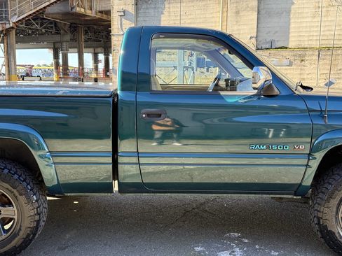 Used 1997 Dodge Ram 1500 Truck 4x4 Regular Cab image 22