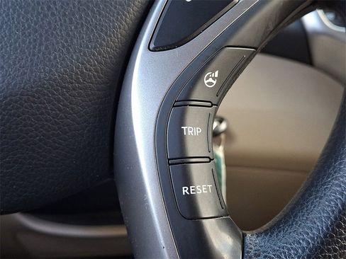 Used 2014 Hyundai Elantra GT image 23