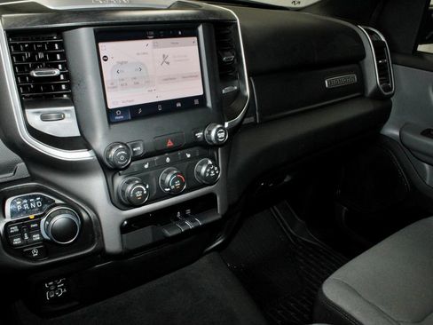 Used 2023 RAM 1500 Big Horn AWD/4WD image 30