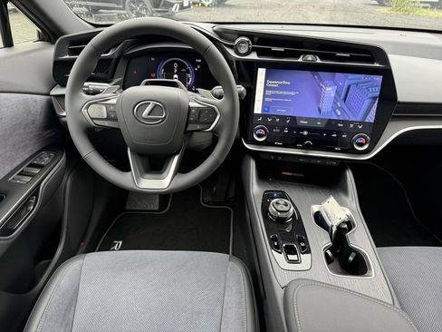 Used 2026 Lexus RZ 450e AWD w/ Accessory Package (2T) image 8