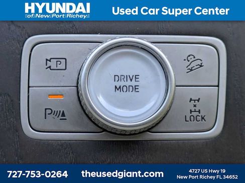 Used 2022 Genesis GV80 2.5T w/ Prestige Package 04 AWD/4WD image 31