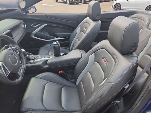 Used 2020 Chevrolet Camaro SS RWD image 12