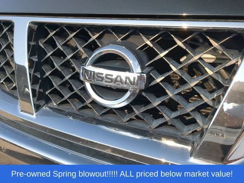 Used 2012 Nissan Titan SV w/ SV Value Truck Pkg AWD/4WD image 9